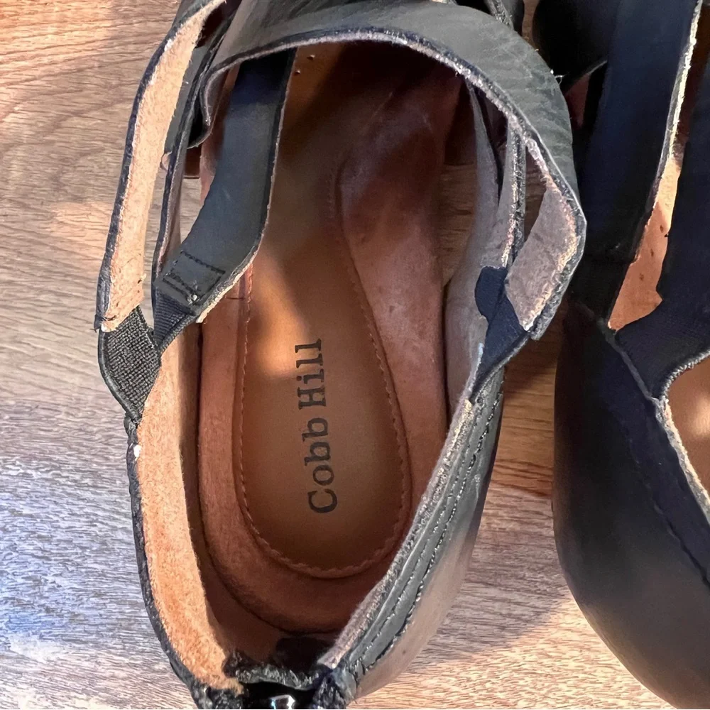 Cobb Hill Black‎ Leather Cutout Comfort Heels Size 8.5